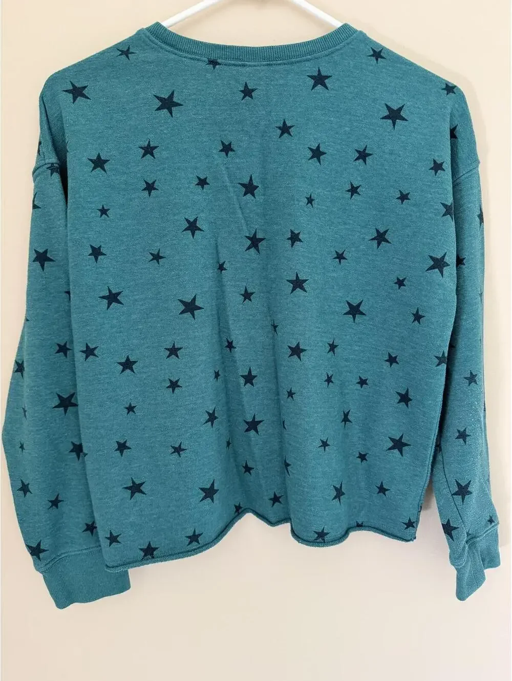 XL/XS/S Old Navy slightly cropped Star Sweatshirt